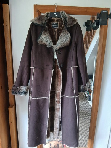 Long length beige faux fur - long,
