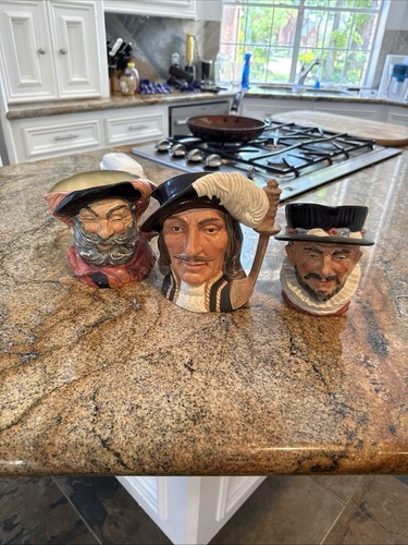 Royal doulton three musketeers - three,