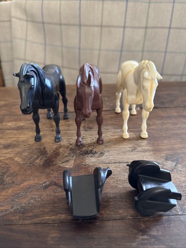 Busy bodies horses - horses, rare
