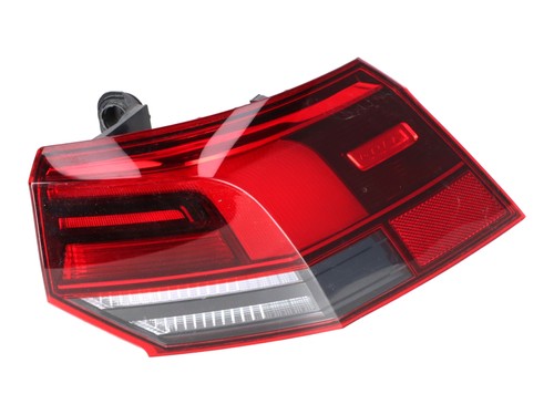 Golf viii 0 gti 180 - 2.0,