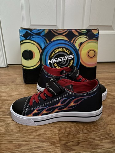 Heelys junior size - heelys, in