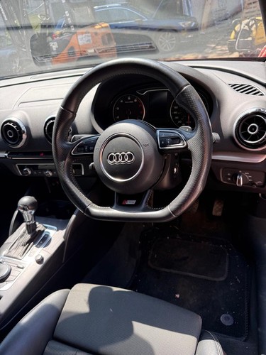 Audi line flat - s, bottom