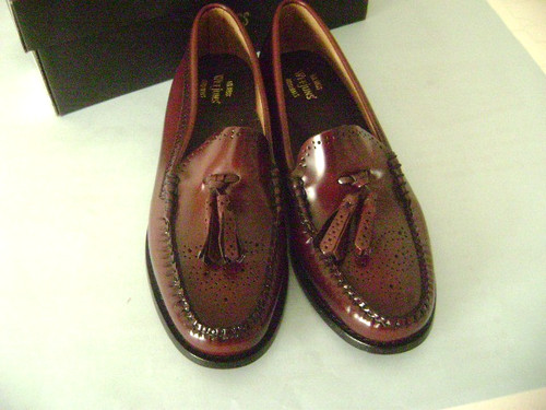 Nib genuine bass - larson, tassel