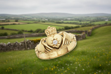 Mens Gold Claddagh Ring Yellow