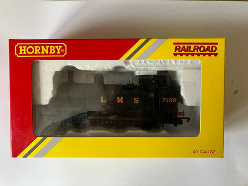 Hornby railroad r3587 black - railroad,