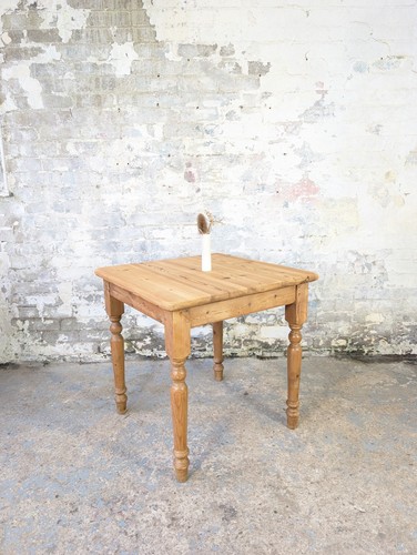 Vintage small solid wood pine - small,