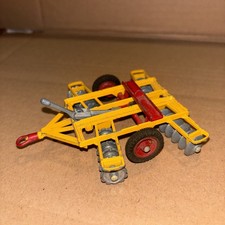 VINTAGE DIECAST CORGI 71 Wheel