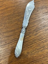 Beautiful Antique Mother Of Pearl Handled Butter Spreader