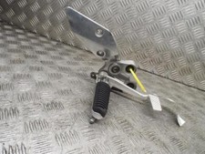 Yamaha FZS1000 FZS 1000 Fazer 2001-2005 Right Hand Riders Footpeg Assembly 