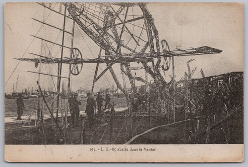 Ww1 zeppelin l85 - l85, shot