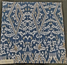 SCHUMACHER Maya Ikat Print in