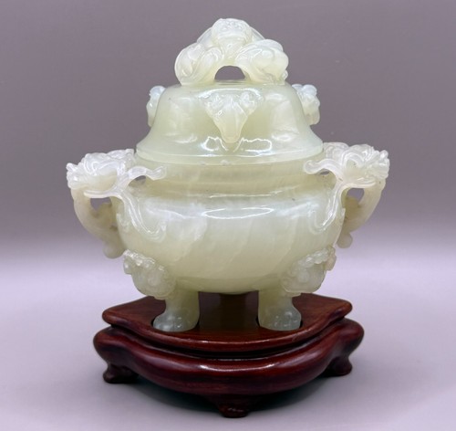 Chinese light green jade - chinese,