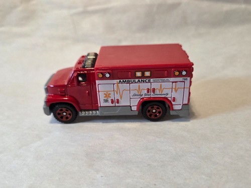 Matchbox 2017 ambulance fire