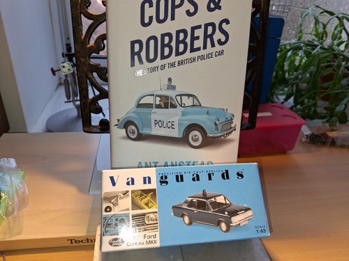 Corgi vanguards ford - vanguards,