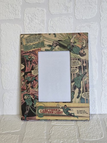 Green lantern photo - photo, frame