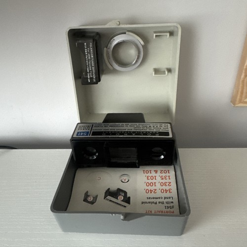 Polaroid portrait kit 581a - polaroid,
