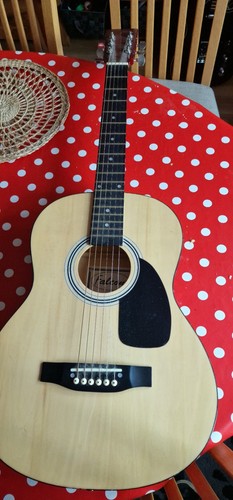 Right handed dreadnought - right-handed,