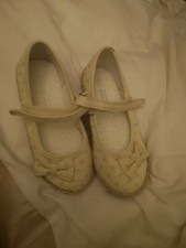 Used girls shoes - girls, pale