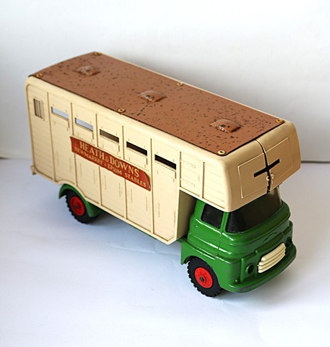 Vintage triang diecast horse - vintage,