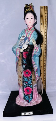Lovely chinese lady - lovely, figure