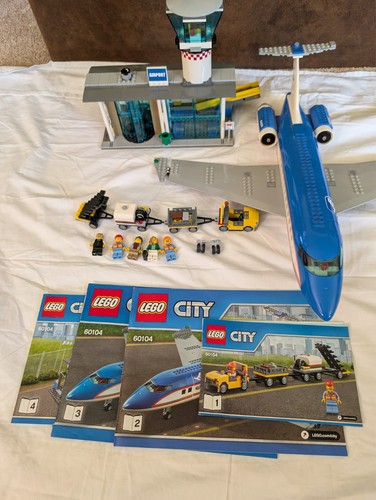 Lego city 60104 airport - lego,