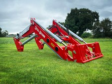 TRACTOR FRONT LOADER VALTRA