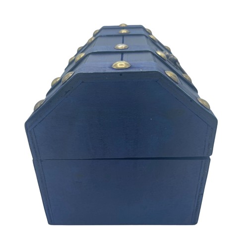 Large treasure chest - chest, teal