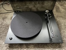 Rega Planar 3 P3 Turntable