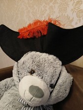 Fancy dress Disney childrens pirate hat age 3-4. Bear not included