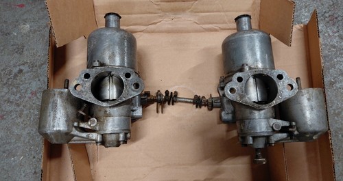 Jaguar twin carburettors - jaguar,
