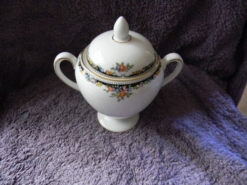 Wedgwood osborne footed - ',