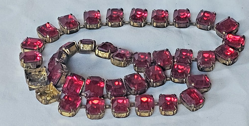 Charming red stoned