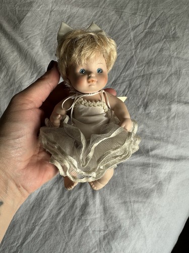 Alberon porcelain doll small - alberon,