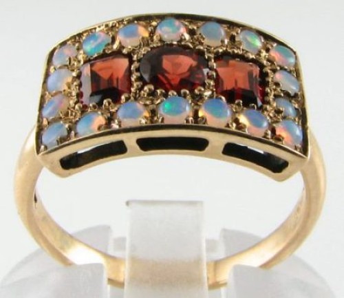 9ct gold garnet - 9ct,
