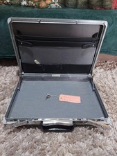 Vintage Samsonite Black Hard Shell Briefcase with key ~ Business