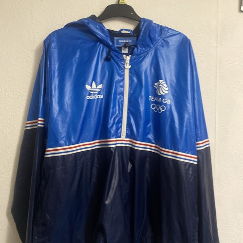 Nwot rare adidas team - nwot,