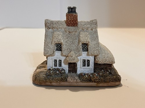 Vintage lilliput lane clare - vintage,