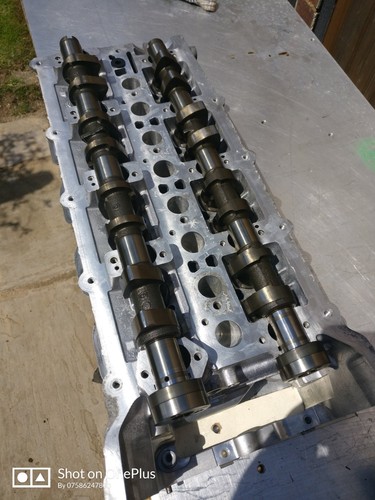 Cylinder head jaguar land - cylinder,