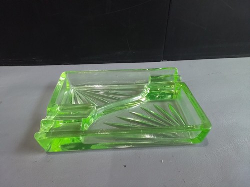 Art deco uranium glass - uranium, ashtray