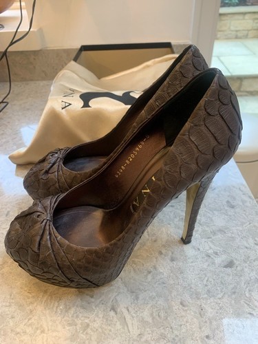 Gina shoes size - 6,