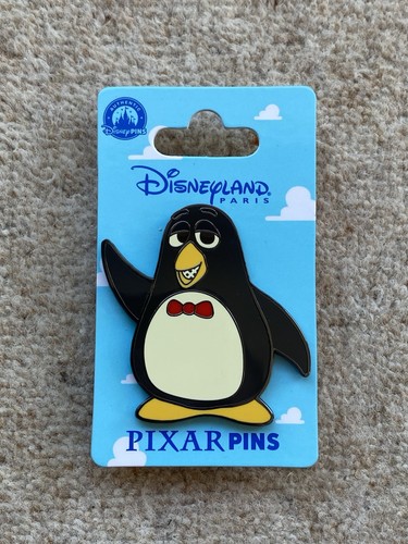 Disneyland paris penguin - disneyland,