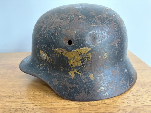 Genuine ww2 helmet m40 - helmet, with