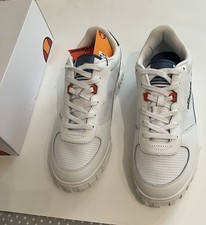 ellesse UK 11 Trainers Cupsule