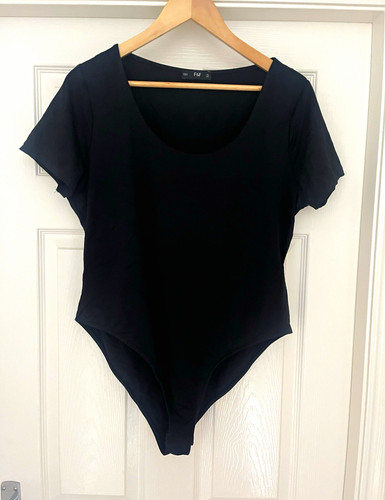 Women black short - women’s,