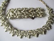 Jewelcraft necklace and bracelet set vintage 1950s white enamel
