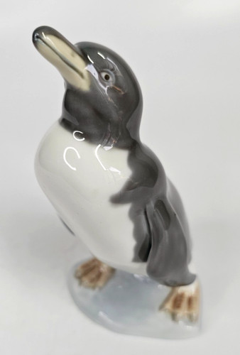 Lladro penguin figurine - lladro, 7"