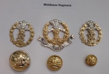Cap & Collar Badges, Buttons -