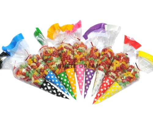 Large polka dot cone - polka,