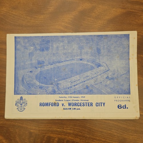 Romford worcester city - v,