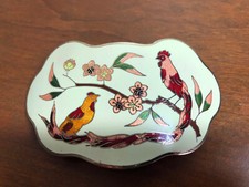 ?Beautiful Woman’s Gold plated Enamel Bird Belt Buckle ?